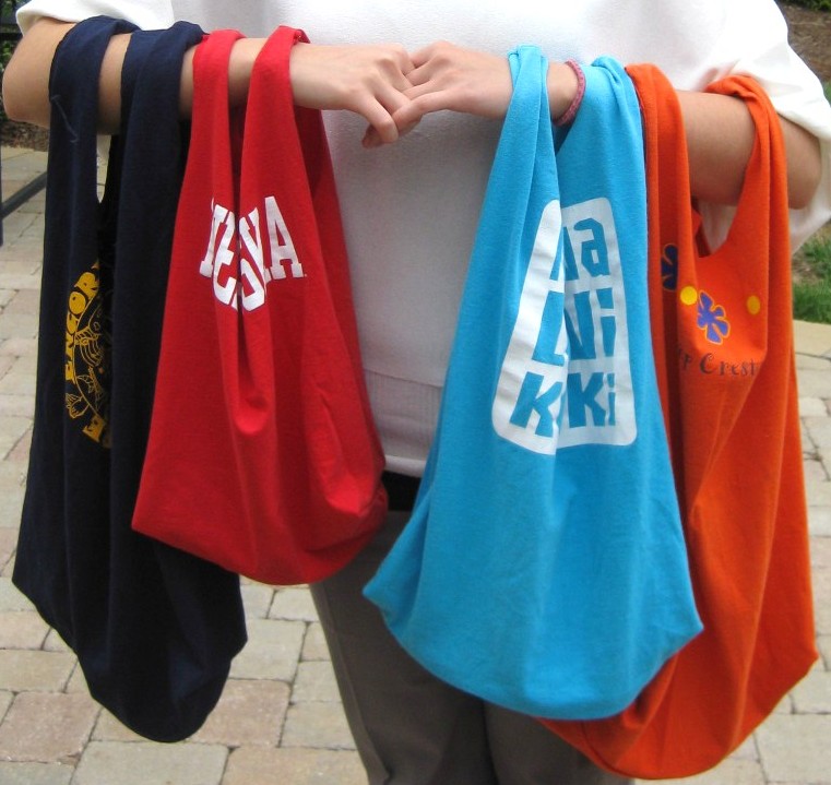 How to make a Reusable Shopping Bag from a T-Shirt.